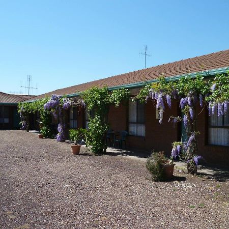 Birch Motel Tocumwal Extérieur photo