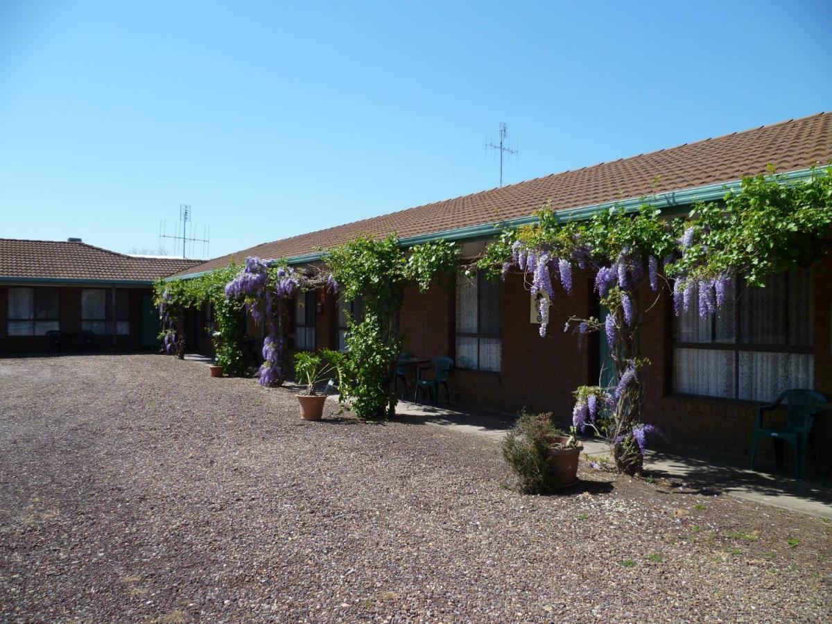 Birch Motel Tocumwal Extérieur photo