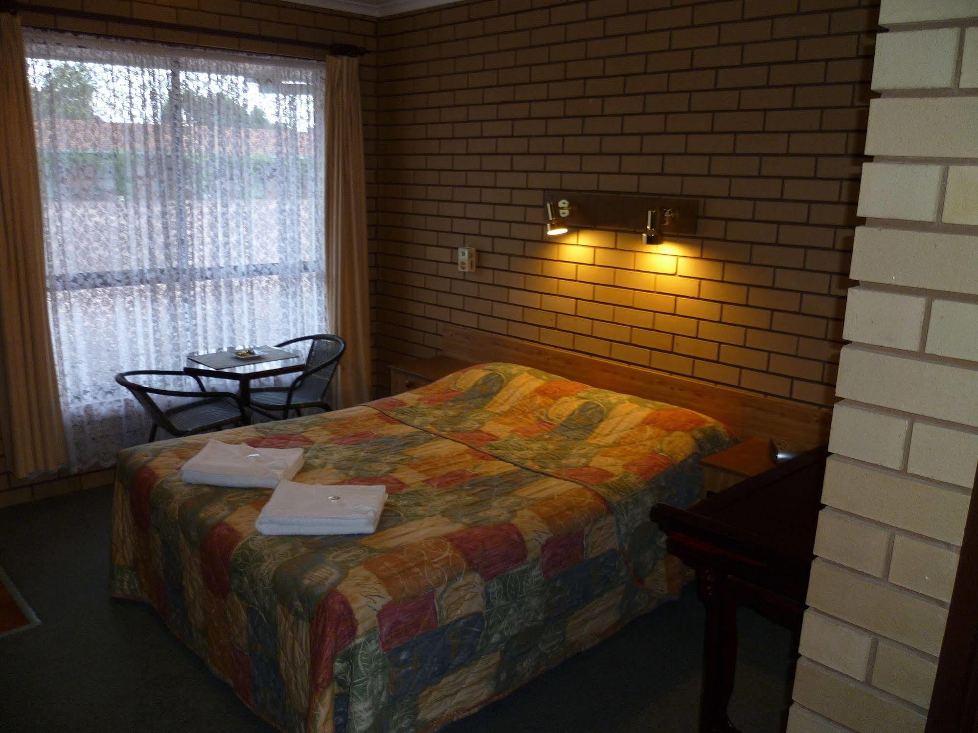 Birch Motel Tocumwal Previously Known As Kanimbla Motor Inn Extérieur photo